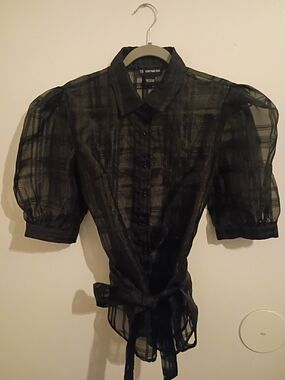 18 Centimeters Black Sheer Puff-Sleeve Tie-Waist Blouse Sheer Sz L